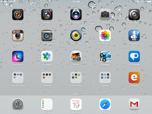 iOS 7 Photo Apps on an iPad