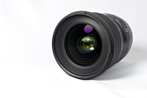 sigma-24mm-front-web.jpg